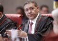 Nunes Marques vai relatar ação de Bolsonaro para anular pena