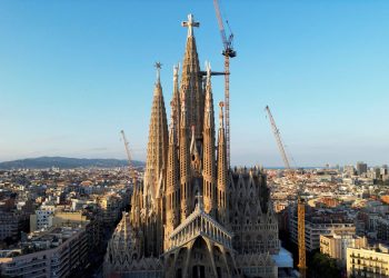Antoni Gaudí: evento com Leão 14 marca centenário da morte – 03/06/2026 – Ilustrada